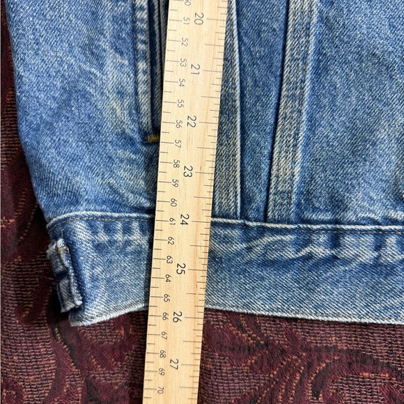 Vtg Carhartt Boxy Denim Jacket - Picture 6 of 6